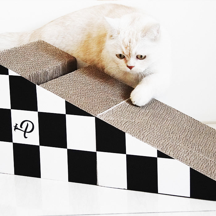 ランプ 猫用 爪とぎ 2WAY ダンボール おもちゃ 運動不足 ストレス解消 キューブ 三角形 高圧縮紙 多頭飼い 猫用品 猫のおもちゃ ねこ ネコ 猫 小型 中型 大型 子猫 老猫 シニア 小動物 RAMP